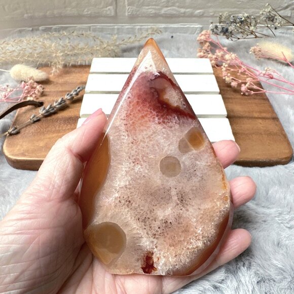 Gorgeous Carnelian Flame - Picture 6 of 8